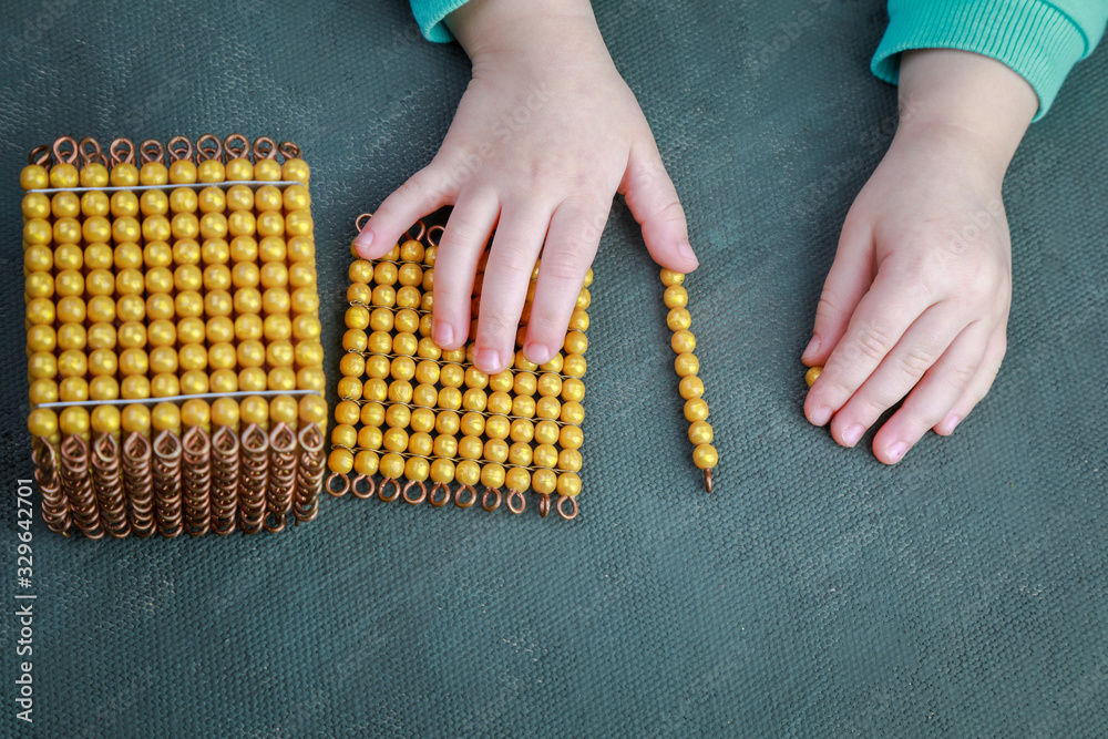 Montessori decimal system